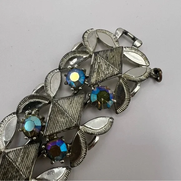 Elegant Silver Tone & Purple AB Vintage Panel Bracelet Size 6.5 - Picture 5 of 11